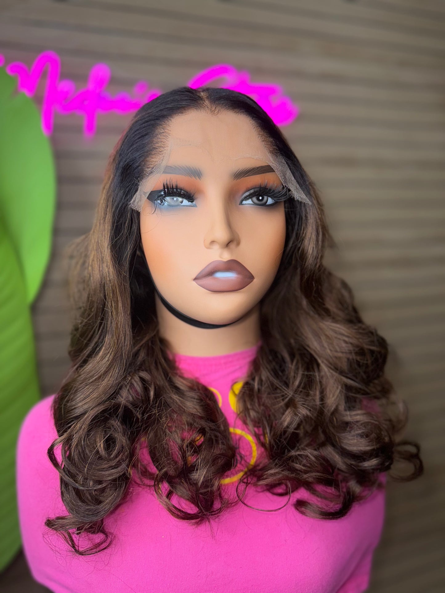 Body wave HD lace M lagos hairline 6x6 gluless