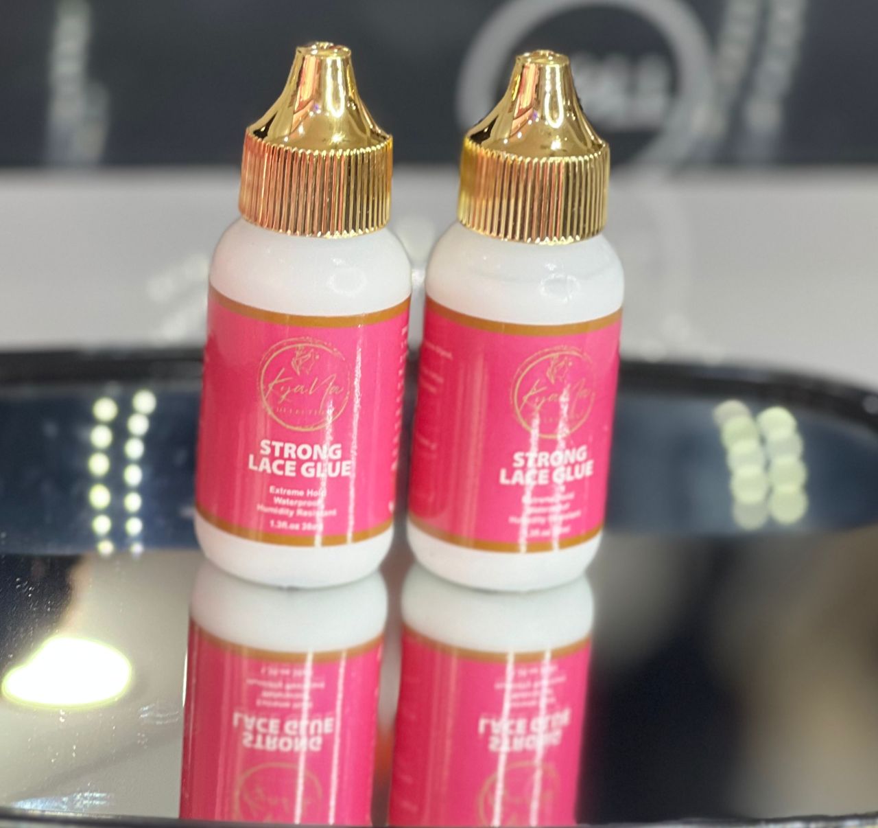 Strong Lace Glue for Wigs, Waterproof Super & Hold