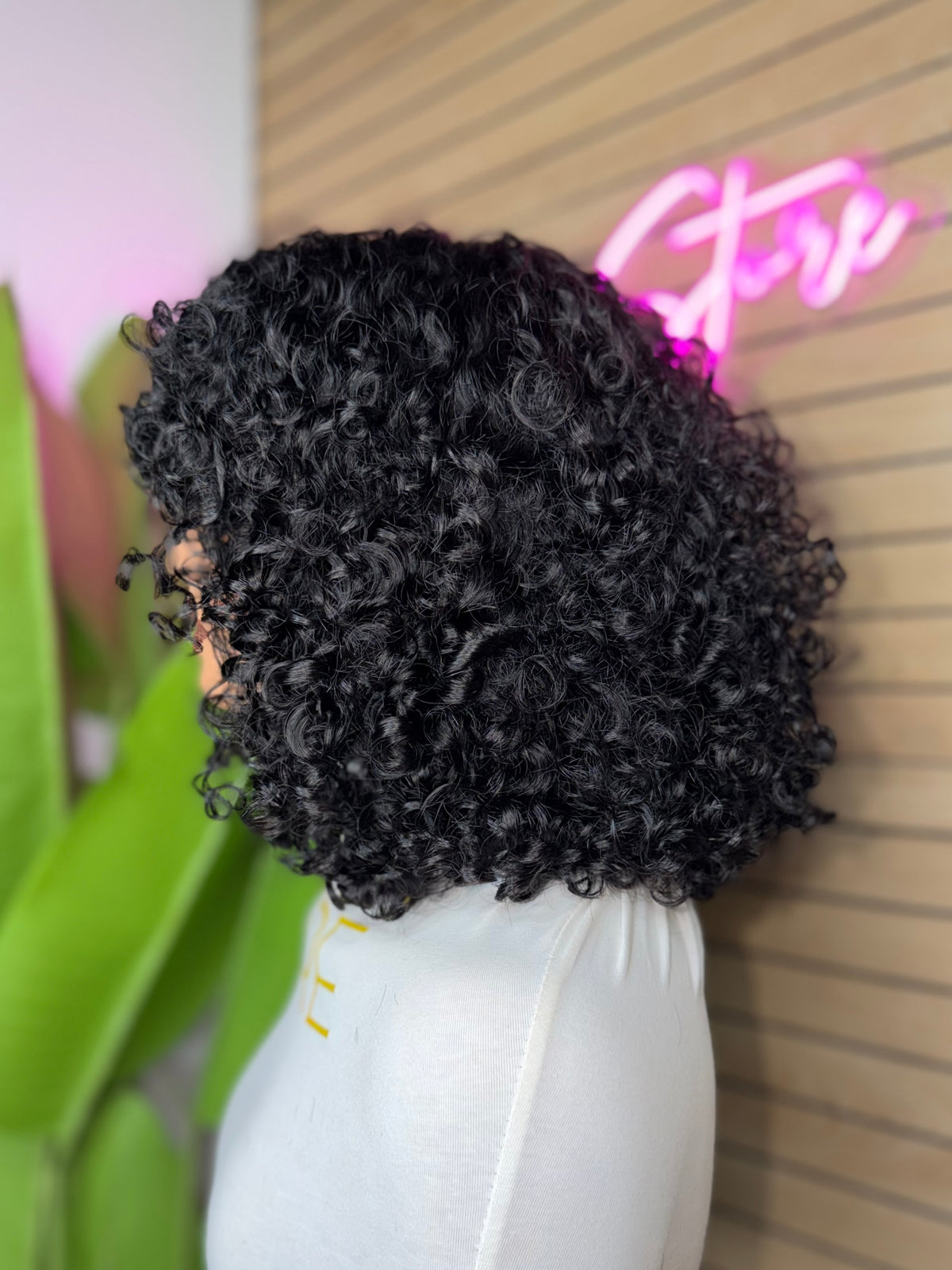 Tiana frange water Curly 300% density