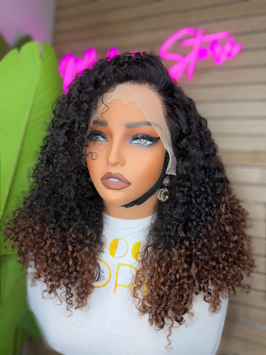 Wig full frontal pixie curly 250% density