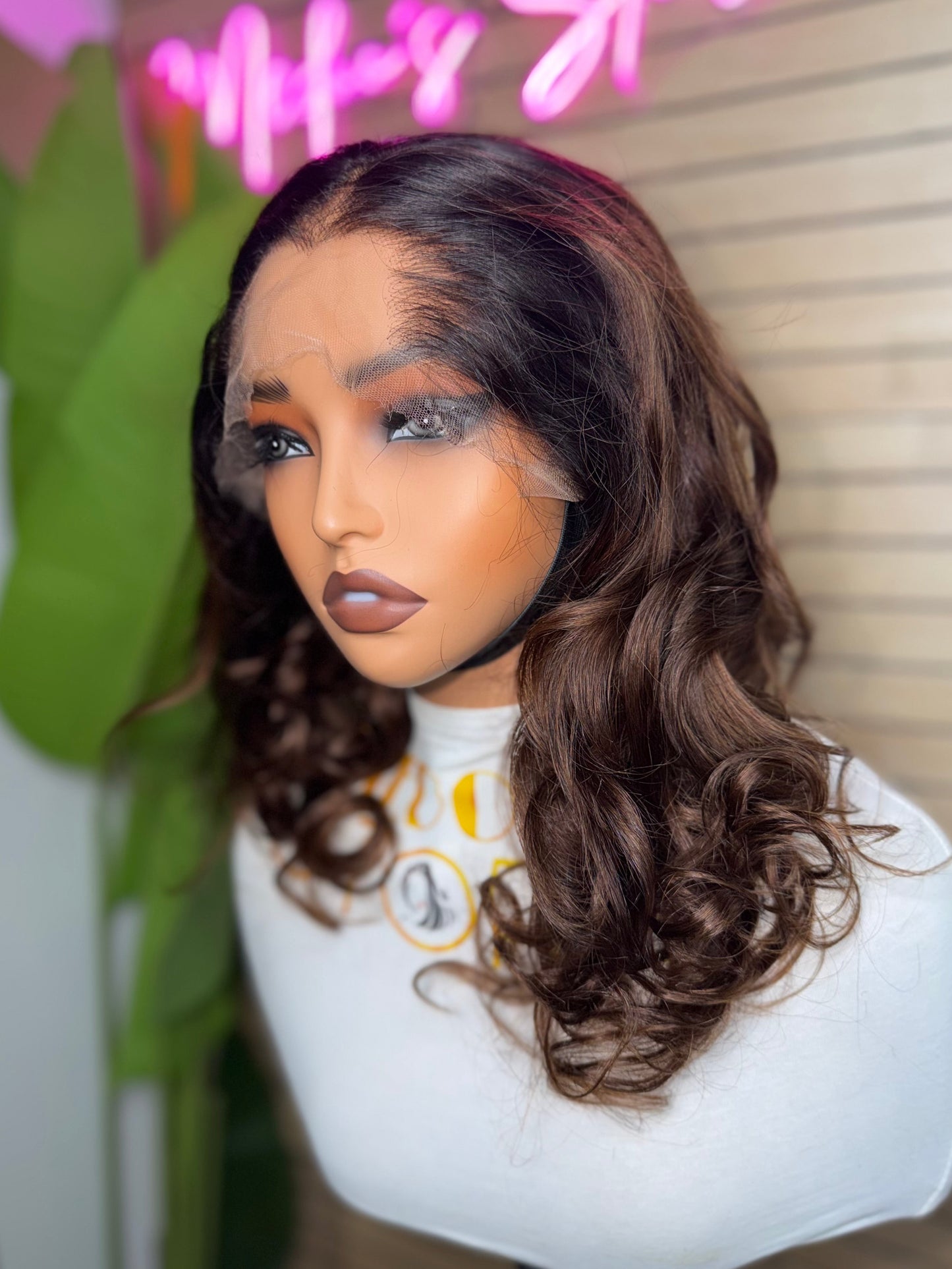 Wig 13X4 Wavy HD lace M lagos hairline